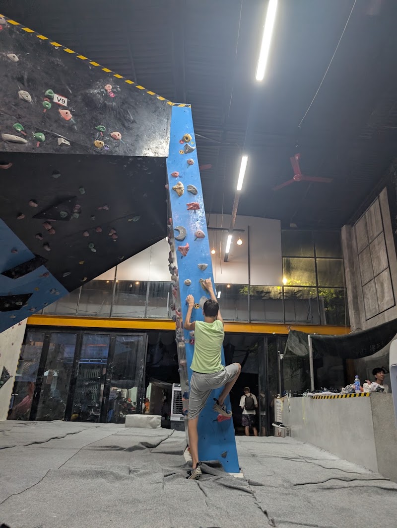 Danang Climbing Gym - Danang Climbing Gym 119b Mai Am, Hải Châu, Đà Nẵng 550000, Vietnam