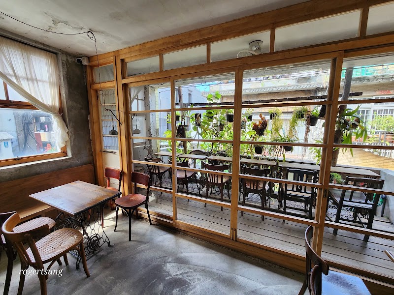 bog tea house buubu - bog tea house buubu, 103, Taiwan, Taipei City, Datong District, Guangneng Village, Lane 49, Chifeng St, 2號2樓