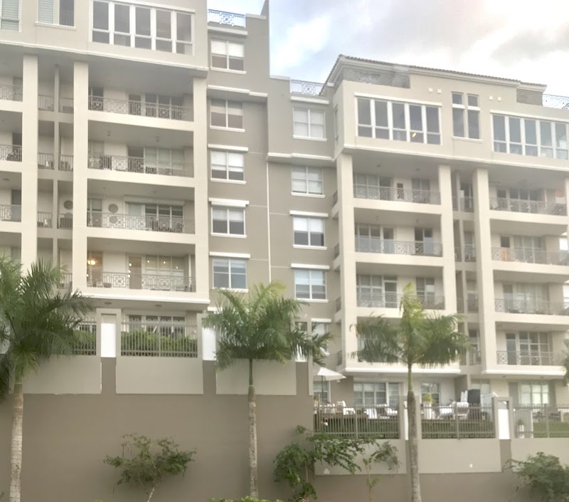 Ridge Top Luxury Apartments - Ridge Top Luxury Apartments 270 Av. San Ignacio, Guaynabo, 00969, Puerto Rico