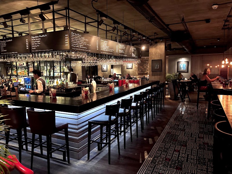 Scarlett Wine Bar & Restaurant - Scarlett Wine Bar & Restaurant, 188 Si Lom Rd, Khwaeng Suriya Wong, Khet Bang Rak, Krung Thep Maha Nakhon 10500, Thailand