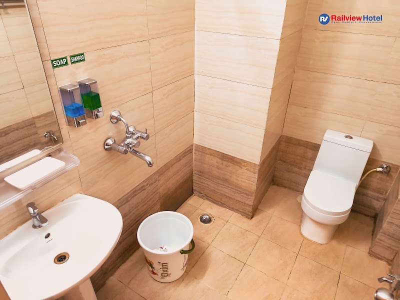 Hotel Railview Bhubaneswar - Hotel Railview Bhubaneswar 200 meters from Platform-1, 19, Lane No. 11, Ashok Nagar, Bhubaneswar, Odisha 751009, India