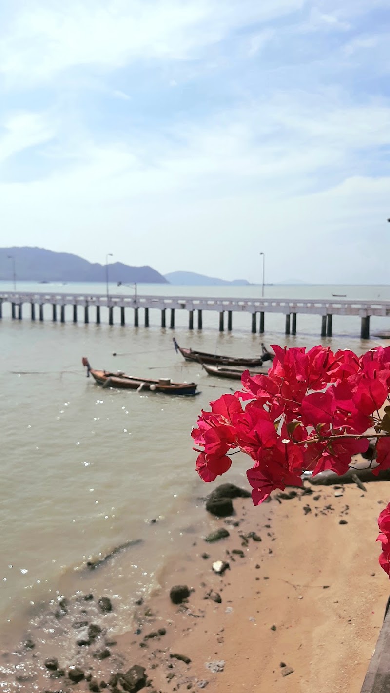Chalong Pier Phuket - Chalong Pier Phuket, R89W+X7Q, Chalong, Mueang Phuket District, Phuket, Thailand