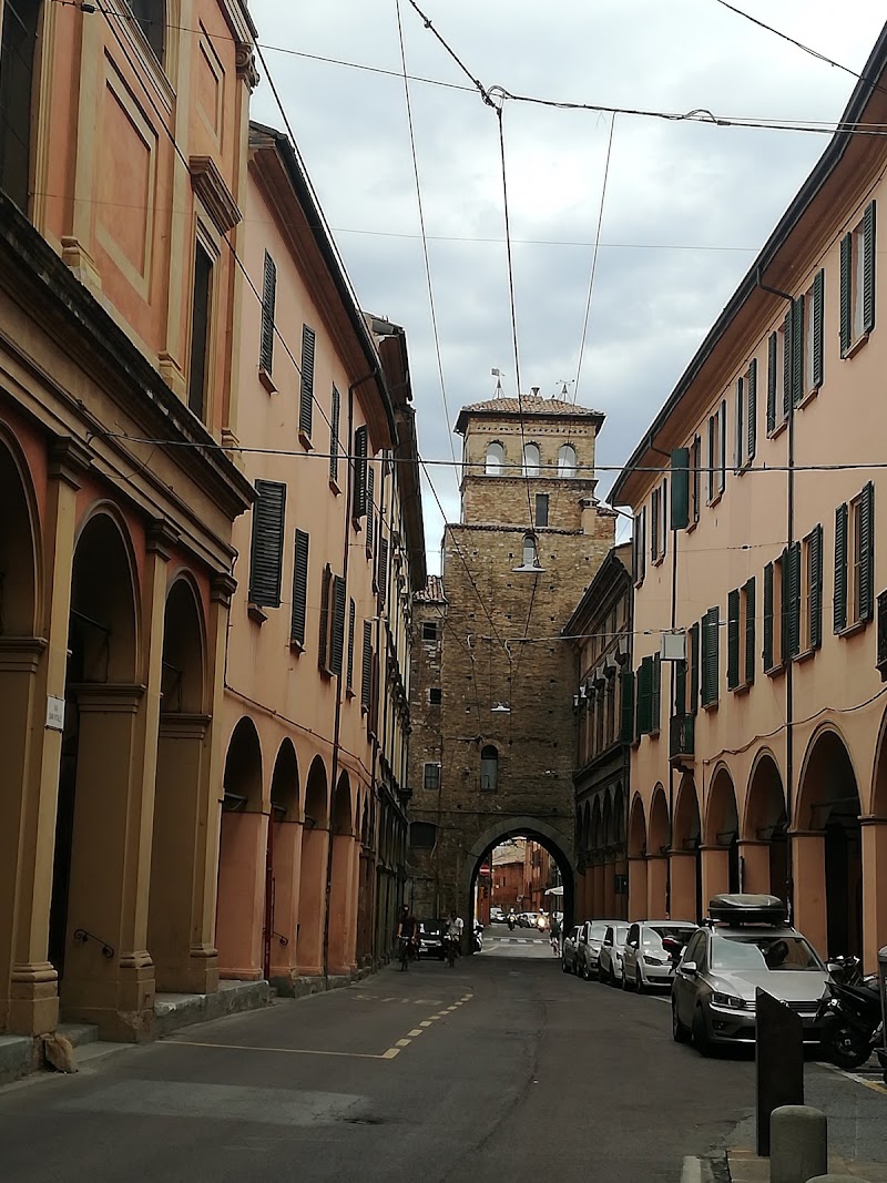 Porta San Vitale - Porta San Vitale, Piazza di Porta S. Vitale, 40125 Bologna BO, Italy