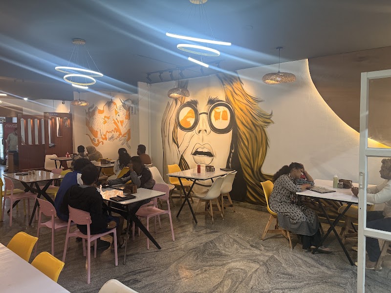 The Hangout Cafe - ದಿ ಹ್ಯಾಂಗ್ ಔಟ್ ಕೆಫೆ