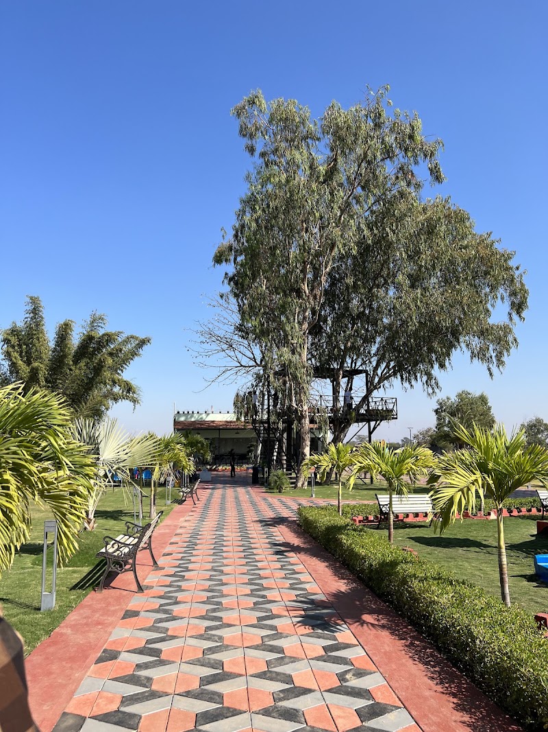 AKAY Resort & Villas - AKAY Resort & Villas, near Pahadi Paat Mandir, behind Mangatta Wildlife Park, Joratarai, Mudhipar, Chhattisgarh 491441, India