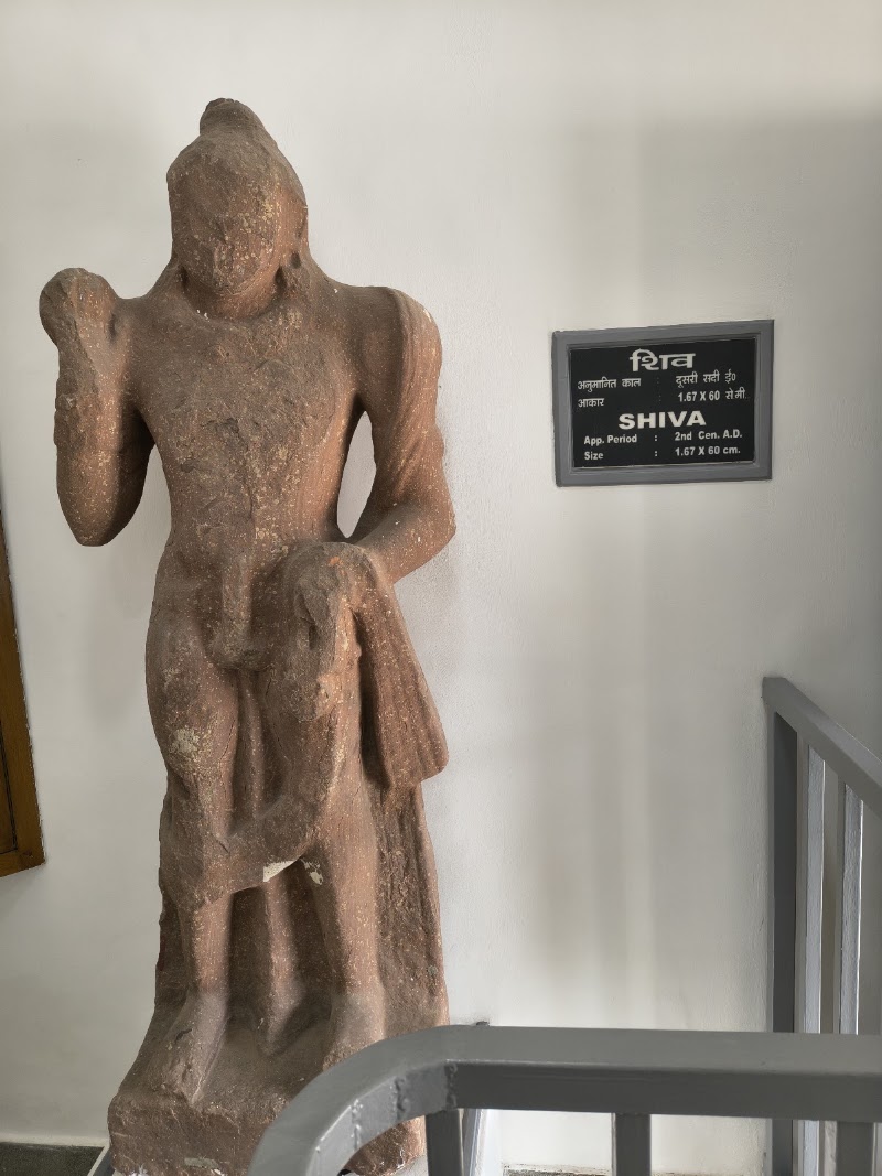 Shri Bharat Mandir - Shri Bharat Mandir 9, Ghat Rd, Mayakund, Rishikesh, Uttarakhand 249201, India