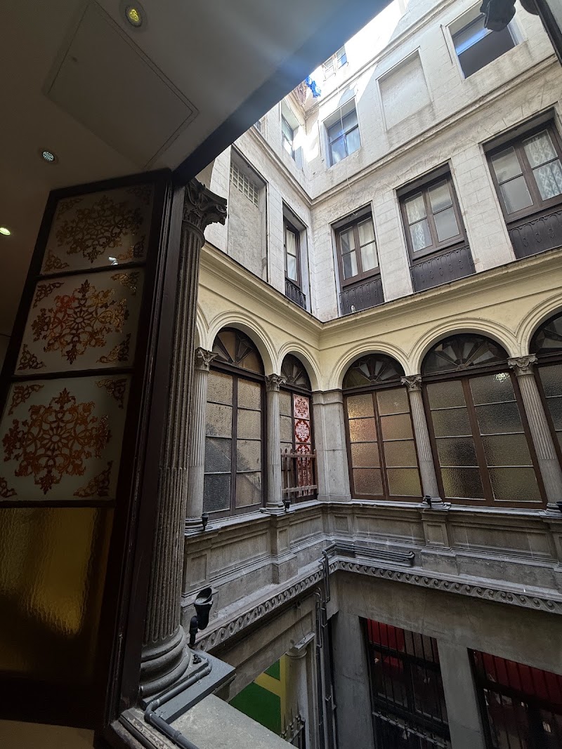 Hostal Quartier Gothic - Hostal Quartier Gothic, Carrer d'Avinyó, 42, FIRST FLOOR, Ciutat Vella, 08002 Barcelona, Spain