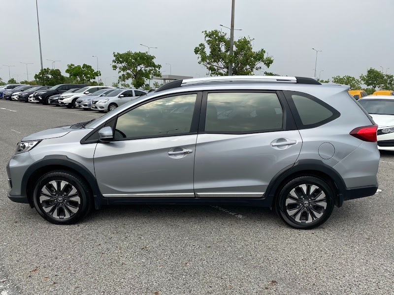 Chic Car Rent (DMK Airport) - Chic Car Rent (DMK Airport) 73 Thanon Choet Wutthakat, Khwaeng Don Mueang, Khet Don Mueang, Krung Thep Maha Nakhon 10210, Thailand