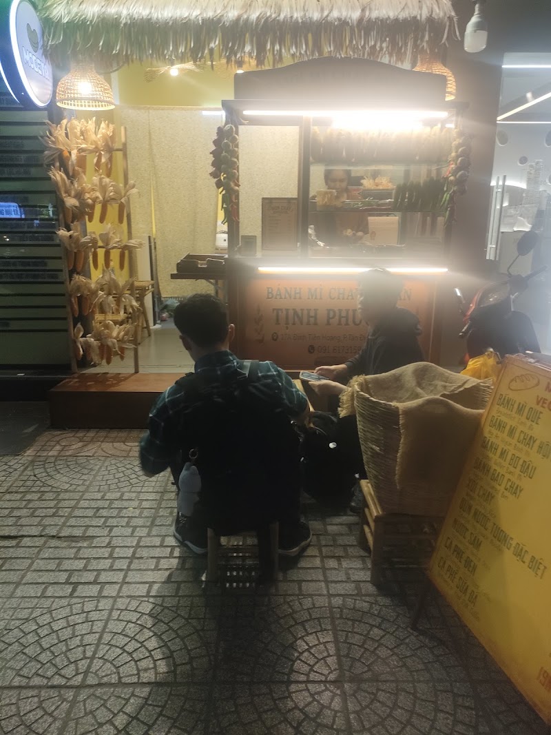 Bánh Mì Chay Tịnh Phương - Bánh Mì Chay Tịnh Phương Quầy ngoài, 17A Đinh Tiên Hoàng, Tân Định, Hồ Chí Minh 700000, Vietnam
