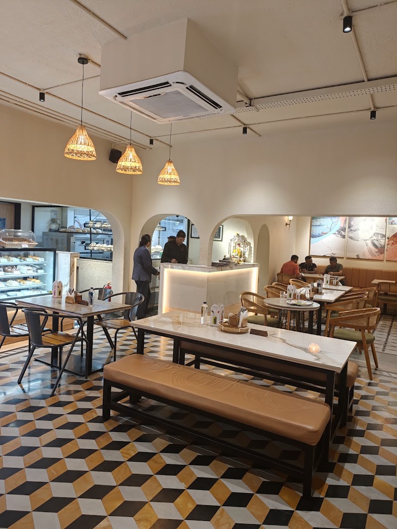 Roastea - Curated Coffee And Tea Artisans - Roastea - Curated Coffee And Tea Artisans 612/3, 80 Feet Rd, next to Akshaya Motors Mercedes Benz Showroom, 4th Block, Koramangala, Bengaluru, Karnataka 560034, India
