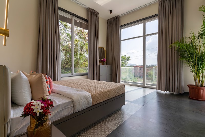 StayVista at Odessa Enclave | Villa with Swimming Pool in Lonavala - StayVista at Odessa Enclave | Villa with Swimming Pool in Lonavala, Mtdc Karla, near Durga Society, Durga Society, Devghar, Lonavala, Maharashtra 410405, India