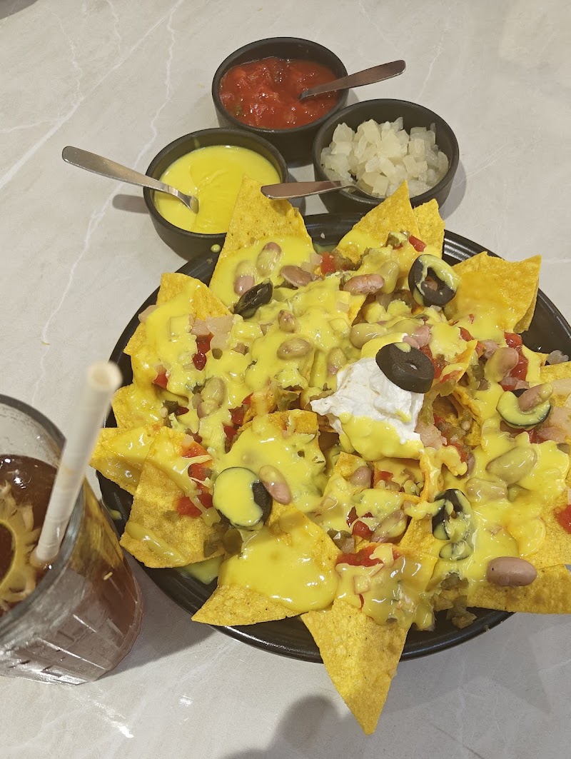 Combo Jumbo: Best Veg Restaurants in Vashi Navi Mumbai - Combo Jumbo: Best Veg Restaurants in Vashi Navi Mumbai Plot No: 17, near HDFC Bank, Juhu Nagar, Sector 28, Vashi, Navi Mumbai, Maharashtra 400703, India