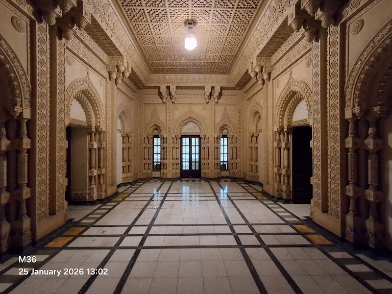 Lal Bagh Palace - Lal Bagh Palace PR2W+2RH, Nai Duniya, Revenue Colony, Indira Gandhi Nagar, Indore, Madhya Pradesh 452009, India