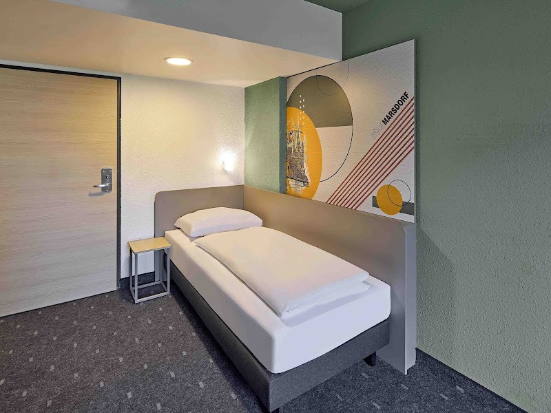 B&B HOTEL Köln-Marsdorf - B&B HOTEL Köln-Marsdorf Toyota-Allee 40-42, 50858 Köln, Germany