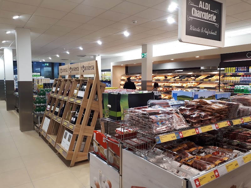 ALDI SUISSE - ALDI SUISSE, Hohlstrasse 473, 8048 Zürich, Switzerland