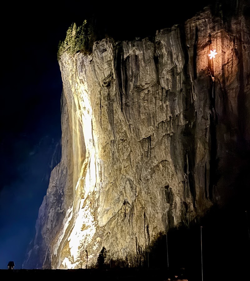 Schiltwaldbachfall - Schiltwaldbachfall Dornimaad 148A, 3823 Lauterbrunnen, Switzerland