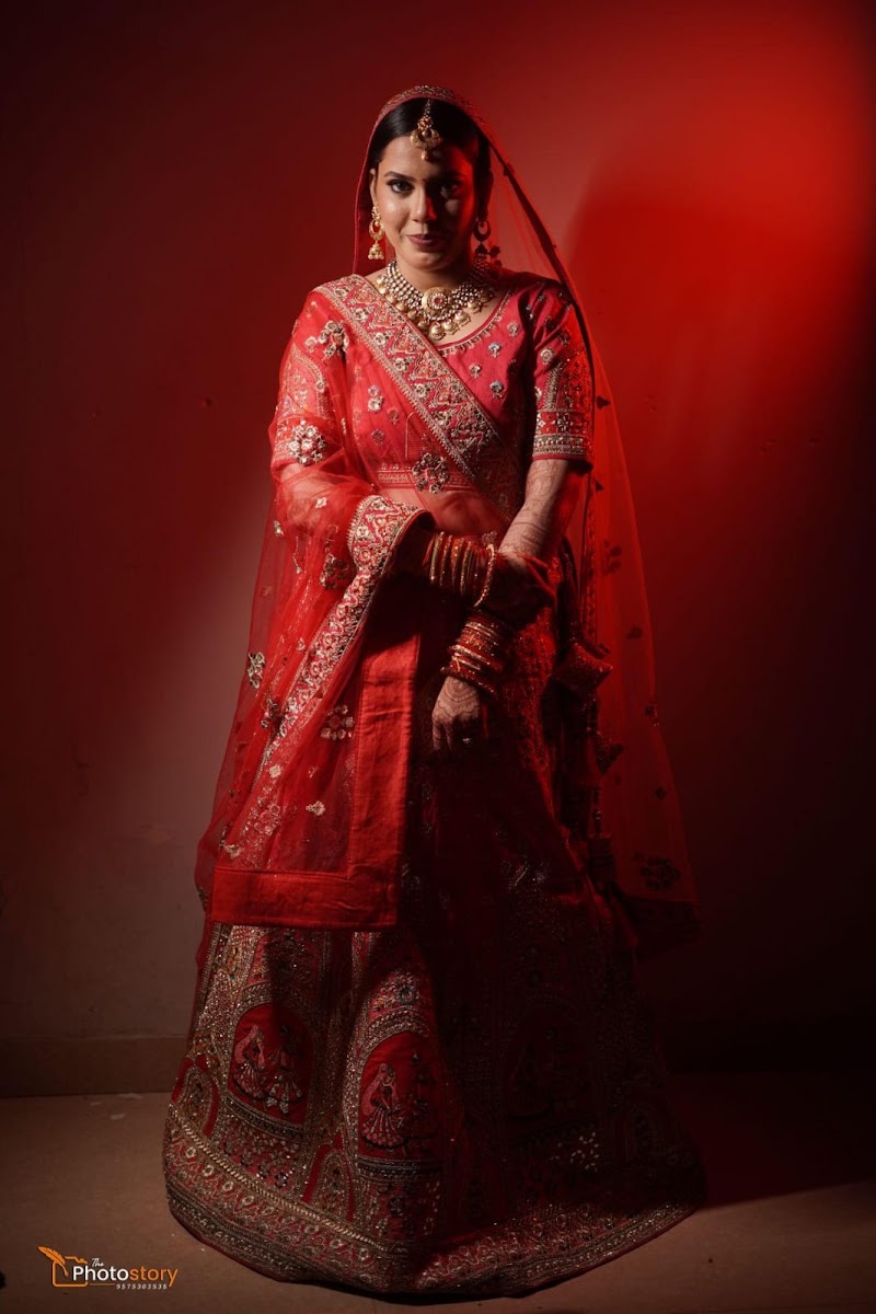 AS makerovers beauty salon & academy - AS makerovers beauty salon & academy Sadar Bazar, Raipur, Chhattisgarh 492001, India