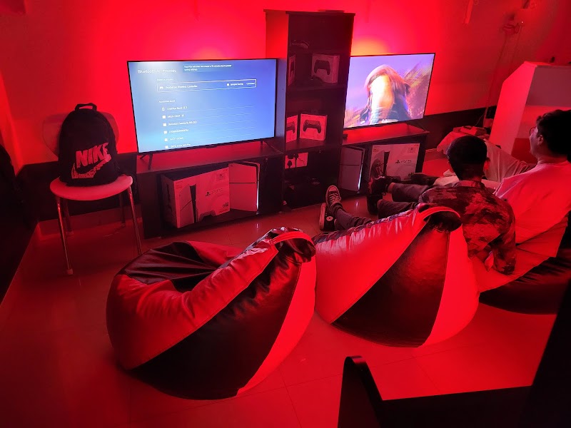 Synapse Gaming Cafe - Synapse Gaming Cafe Palam Triangle, SFF-101, Choma, Block F, Carterpuri Village, Palam Vihar, Gurugram, Haryana 122017, India