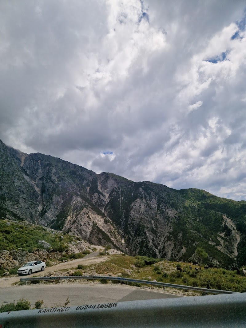 Bregdet.al Llogara Pass - Bregdet.al Llogara Pass, SH8, Llogara, Albania