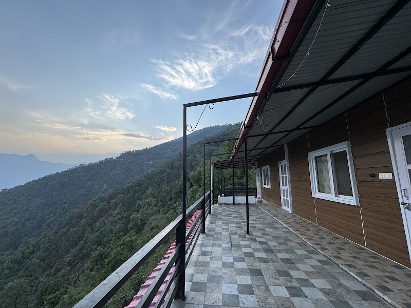 The Willow Stays - The Willow Stays On, The Willow Stays, Maldevta - Dhanaulti road, Village Dhounk, Saklana Range, Dhaula Giri, Uttarakhand 249145, India