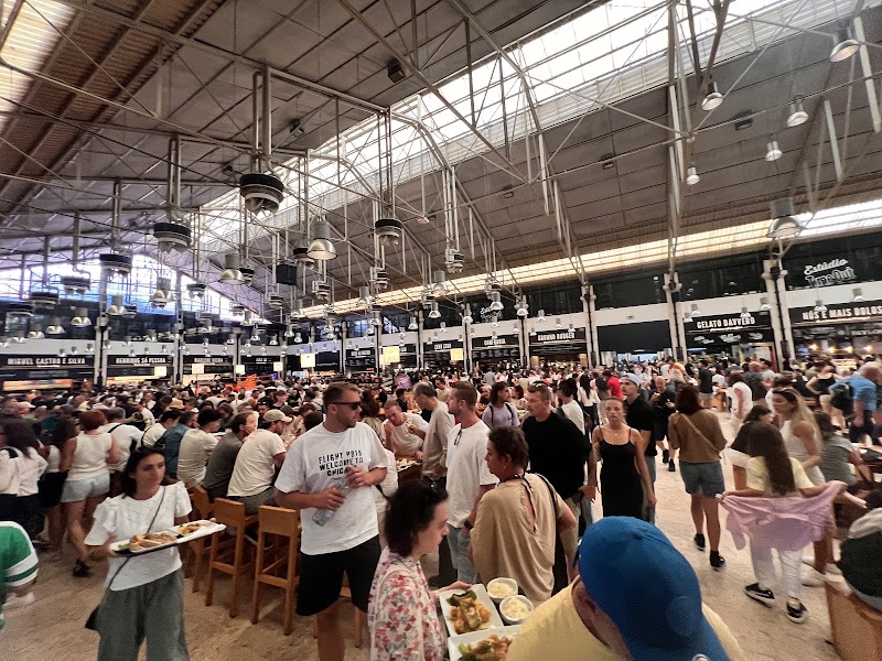 Time Out Market - Time Out Market, Mercado da Ribeira, Av. 24 de Julho, 1200-479 Lisboa, Portugal