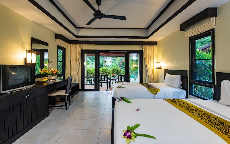 Nang Thong Beach Resort - Nang Thong Beach Resort, 13 8, Tambon Khuekkhak, Amphoe Takua Pa, Chang Wat Phang-nga 82190, Thailand