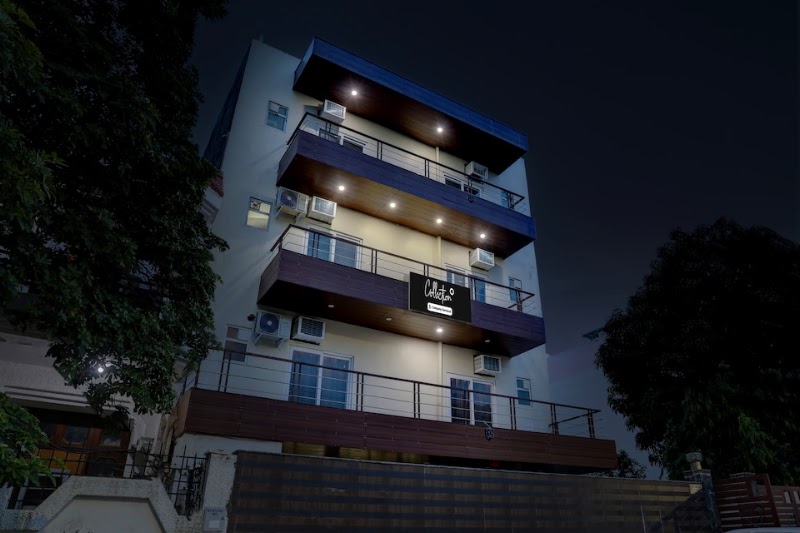 Super Collection O by OYO Sector 55 Noida Near Noida Stadium - Super Collection O by OYO Sector 55 Noida Near Noida Stadium Plot Number 33, Block E, Sector 55, Noida, Uttar Pradesh 201307, India