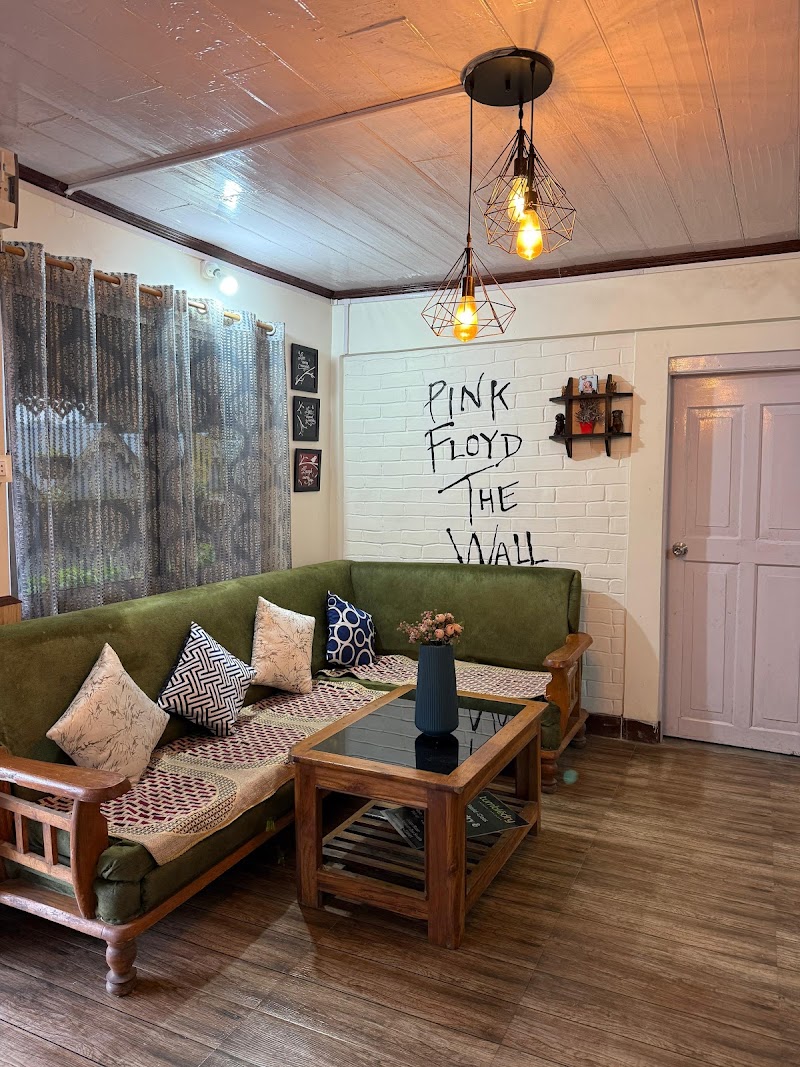 Oasis Apartment Homestay (2BHK Apartment with Breakfast)