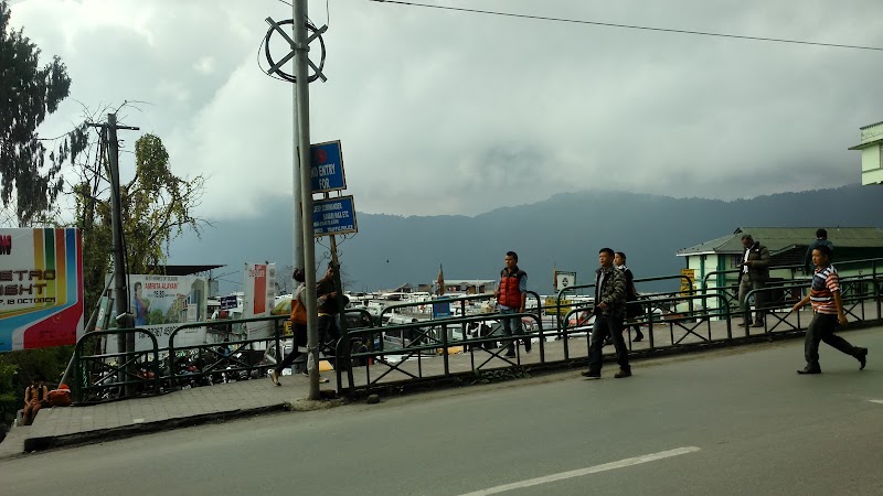 Taxi Stop - Taxi Stop 8JH6+PMH, NH 31A, Arithang, Gangtok, Sikkim 737101, India