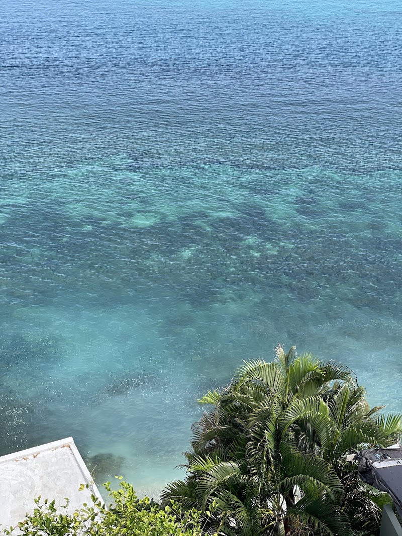 Bingin Cliff house - Bingin Cliff house, 54V7+RMF, Jl. Pantai Bingin, Pecatu, Kec. Kuta Sel., Kabupaten Badung, Bali 80361, Indonesia