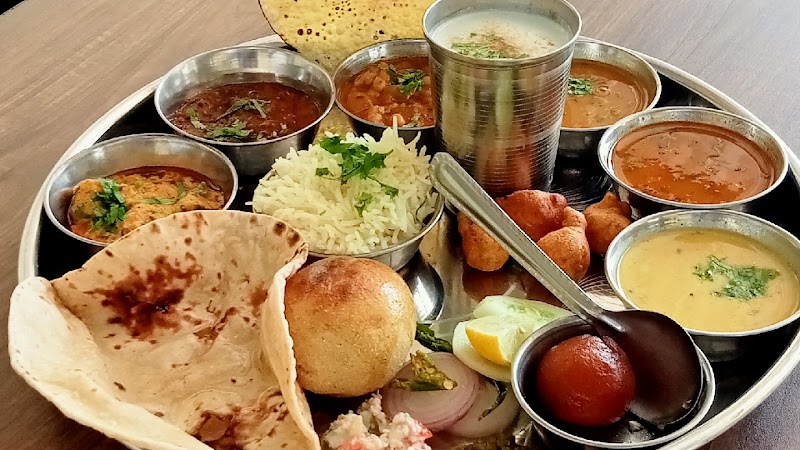 SHARMA BHOJNALAYA - SHARMA BHOJNALAYA Udaipur-Chittorgarh Rd, Mangalwad, Rajasthan 312024, India
