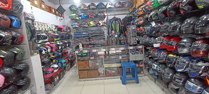 Colourful bags and helmets - Colourful bags and helmets No 1, jakkasandra extn, Sarjapur - Marathahalli Rd, near shell petrol pump, Jakkasandra Extension, 1st Block Koramangala, Koramangala, Bengaluru, Karnataka 560034, India