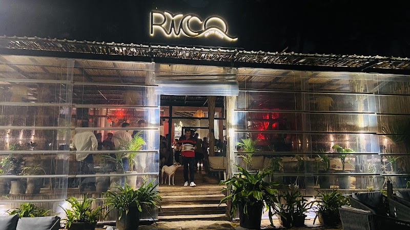 Rico on the beach