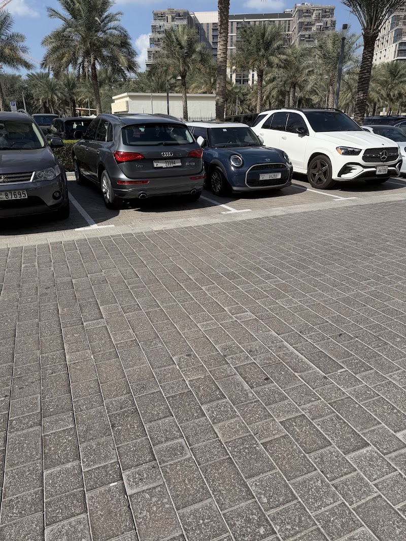 Dubai Hills Park Main entrance - Dubai Hills Park Main entrance, 463R+HH - Hadaeq Sheikh Mohammed Bin Rashid - Dubai - United Arab Emirates