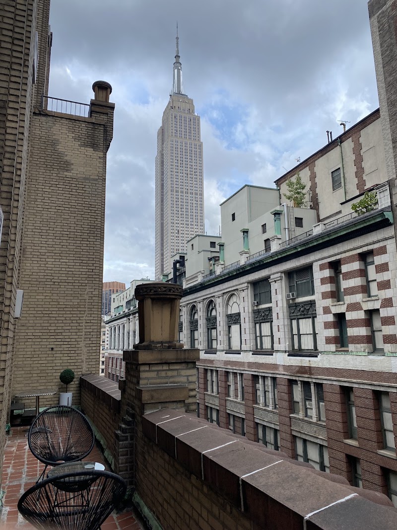The Clipping Grounds NYC - The Clipping Grounds NYC 234 W 27th St, New York, NY 10001, USA