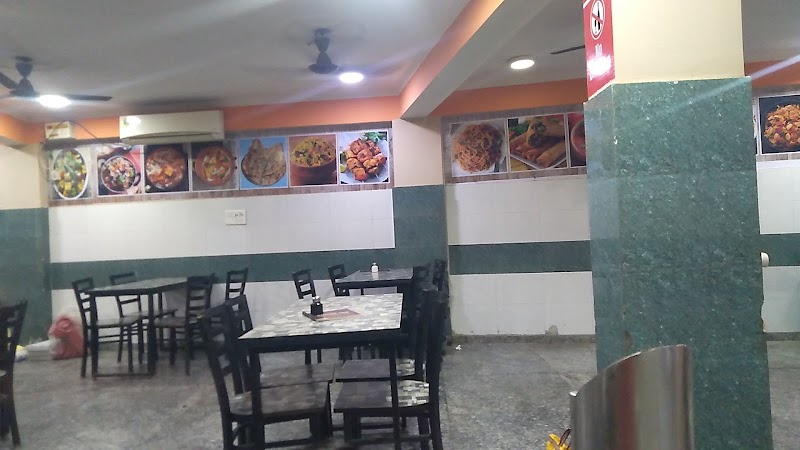 Hindon Veg restaurant - Hindon Veg restaurant New Karhera Colony, Mohan Nagar, Sahibabad, Ghaziabad, Uttar Pradesh 201007, India
