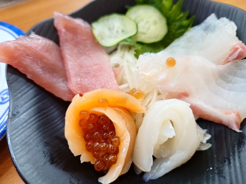 Kura Sushi Tenroku-ekimae - Kura Sushi Tenroku-ekimae 7-chōme-6-11 Tenjinbashi, Kita Ward, Osaka, 531-0041, Japan