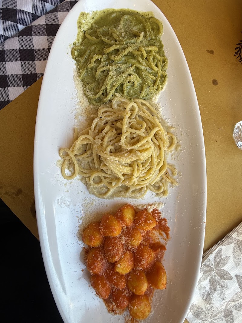 OSTERIA DA SAMU - OSTERIA DA SAMU Via del Colosseo, 72, 00184 Roma RM, Italy