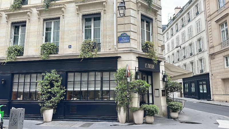 Les Parisiens - Les Parisiens 1 Rue du Pré aux Clercs, 75007 Paris, France