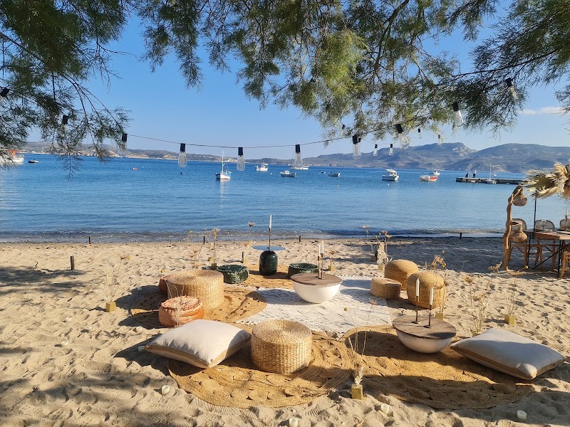 YAMAS Milos Beach Restaurant - YAMAS Milos Beach Restaurant Lagada Beach, Adamas 848 00, Greece