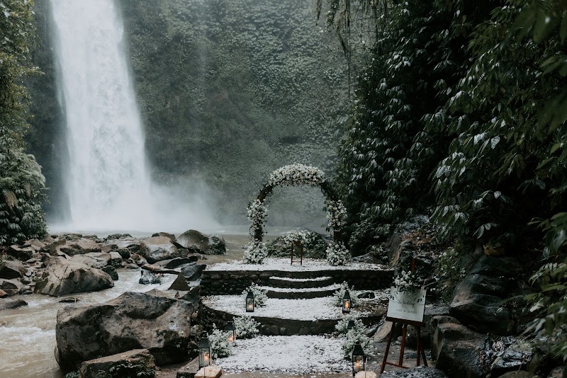 Bali Moon Wedding - Bali Moon Wedding Jl. Bukit Tinggi, D'Uma Sari Residence No.9, Br Kelod Kauh, Kapal, Beringkit, Kec. Mengwi, Kabupaten Badung, Bali 80351, Indonesia