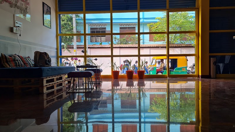 The Hosteller Fort Kochi - The Hosteller Fort Kochi Fosse Rd, Fort Nagar, Kunnumupuram, Fort Kochi, Kochi, Kerala 682001, India