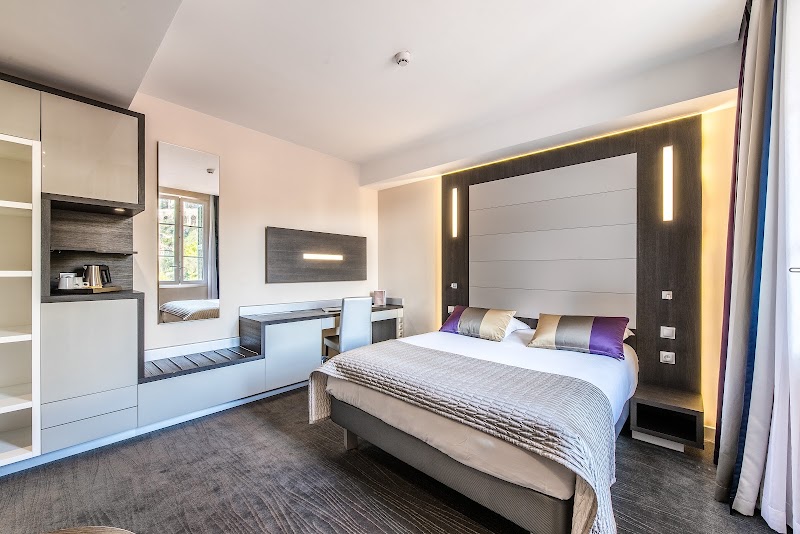 Le Saint Paul - Le Saint Paul 29 Bd Franck Pilatte, 06300 Nice, France