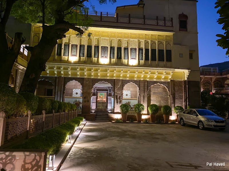 Pal Haveli - Pal Haveli, opp. gulab sagar, near Clock Tower, Pal Haveli, Ghantaghar, Gulab Sagar, Jodhpur, Rajasthan 342001, India