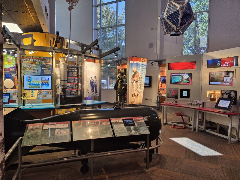 Bradbury Science Museum - Bradbury Science Museum, 1450 Central Ave, Los Alamos, NM 87544, USA