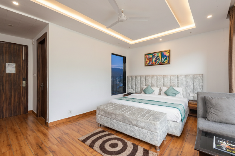 Hotel Moonglade, Dalhousie - Hotel Moonglade, Dalhousie, near Yog Manav Vikas Trust, Pukhri, Banikhet, Dalhousie, Himachal Pradesh 176303, India