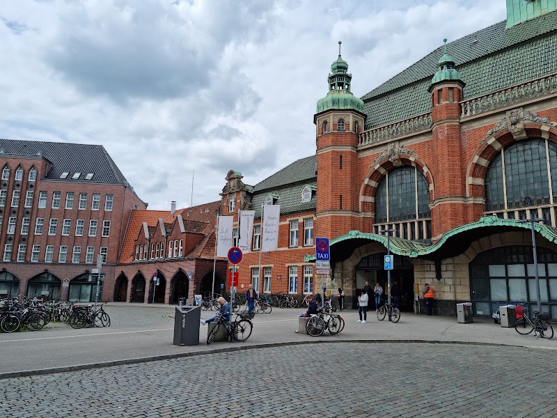 Lübeck Hauptbahnhof - Lübeck Hauptbahnhof, Am Bahnhof 4, 23558 Lübeck, Germany