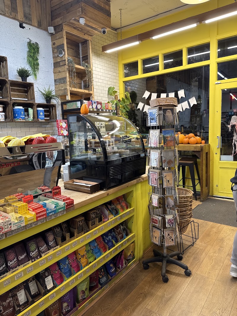 Regent's Natural - Regent's Natural, 1, 1 Chester Gate, Albany St, London NW1 4BU, UK