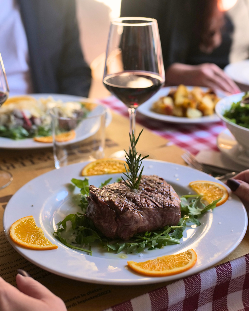 Osteria Le Pietre - Piazza de Pitti Firenze - Osteria Le Pietre - Piazza de Pitti Firenze Piazza de' Pitti, 7, 50125 Firenze FI, Italy