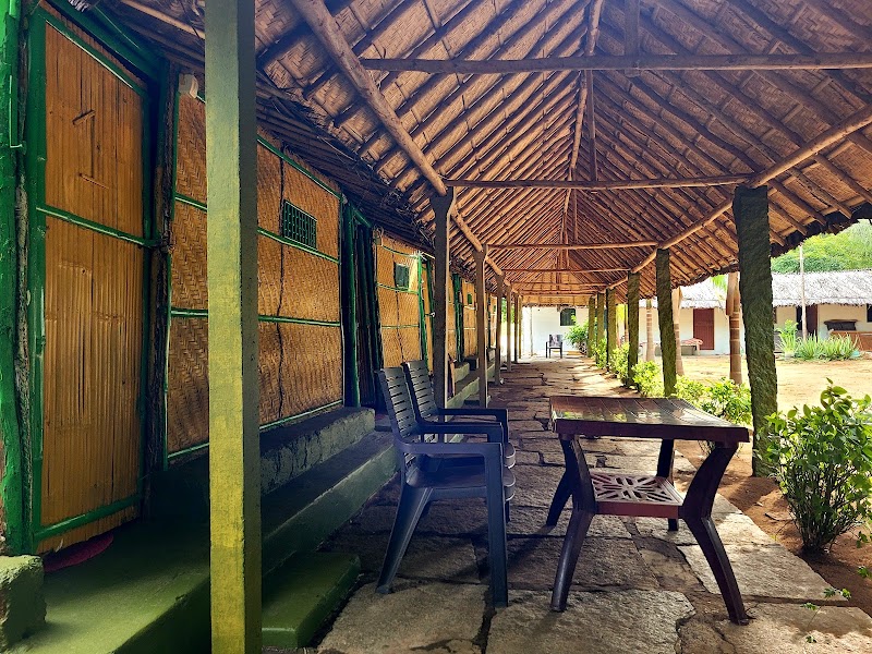 Gowri Nature Stay - Gowri Nature Stay Reservoir Rd, Sanapur, Karnataka 583234, India